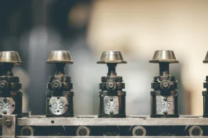 Fikstür İmalatında Hassasiyet ve Verimlilik: Makyol Robotik Farkı ile üretimde maksimum doğruluk ve verim sağlanmaktadır.